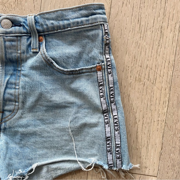Levi’s 501 Dibs Tape Denim Shorts - Picture 2 of 9